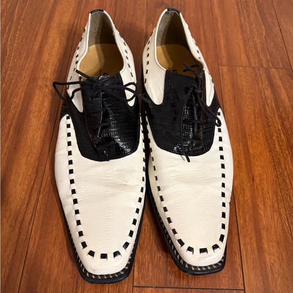 Men's Black and White Dress Shoes - Picture 6 of 12